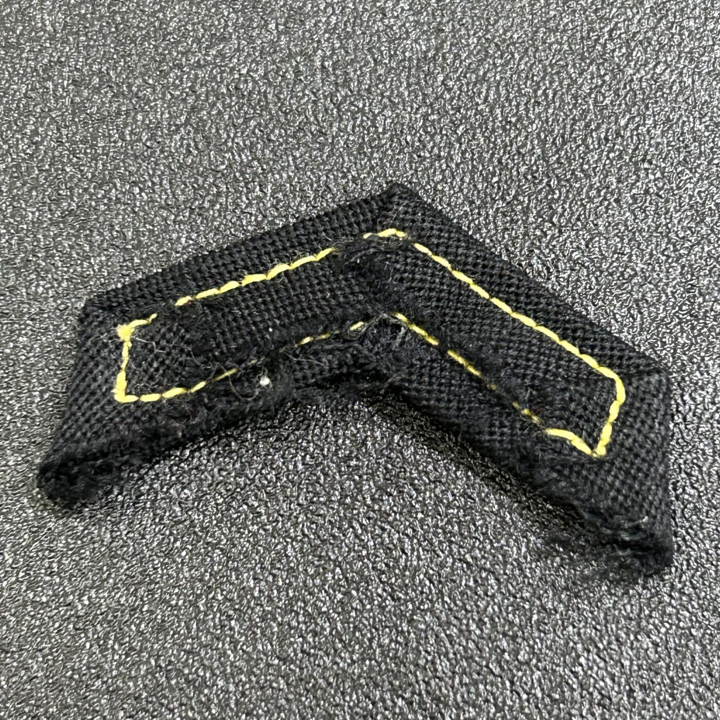 西秦中古拍卖第八十四期  不忘历史·抗战收藏 日本海上自卫队一线善行章