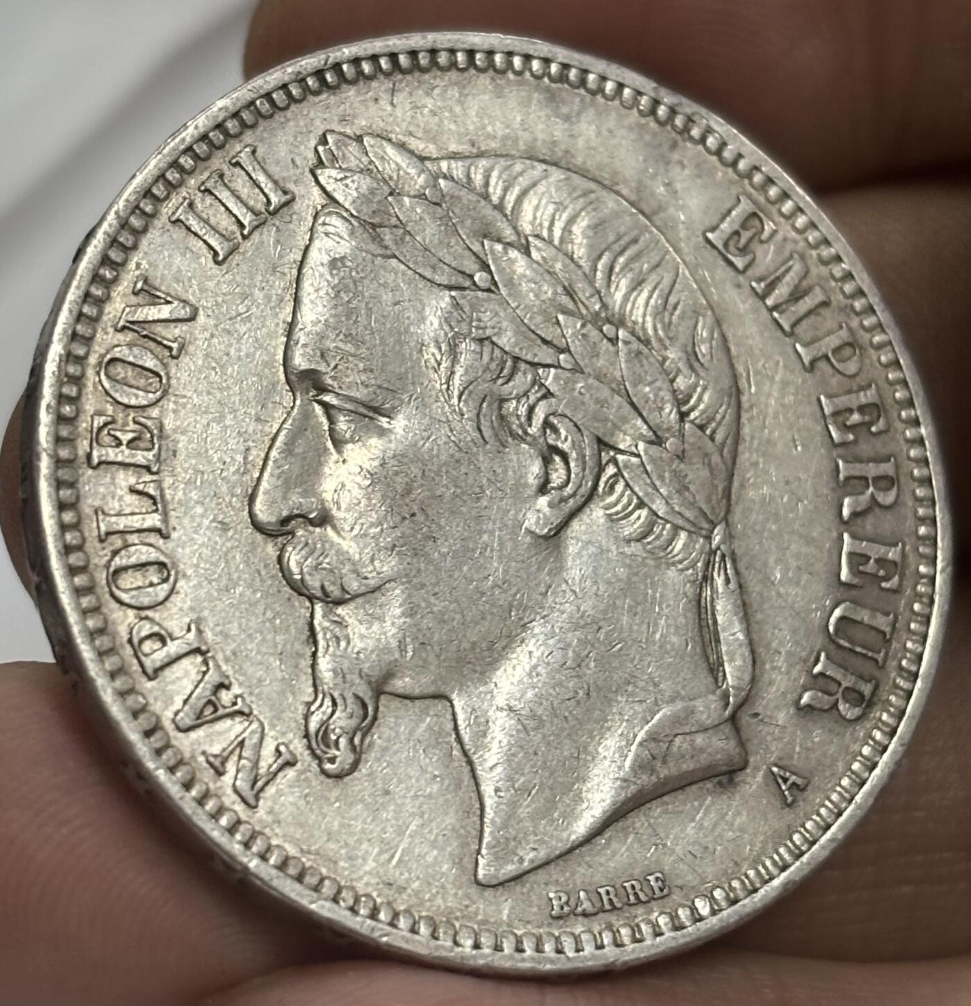 文馨钱币收藏第 300 场，银币，散币，小量德占比利时时期货币，长期接代拍业务 AU 级别 1869 年法国拿破仑三世 5 法郎大银币 第三版本 A 厂标 25 克 900 银，裸币这个品相算是非常不错的