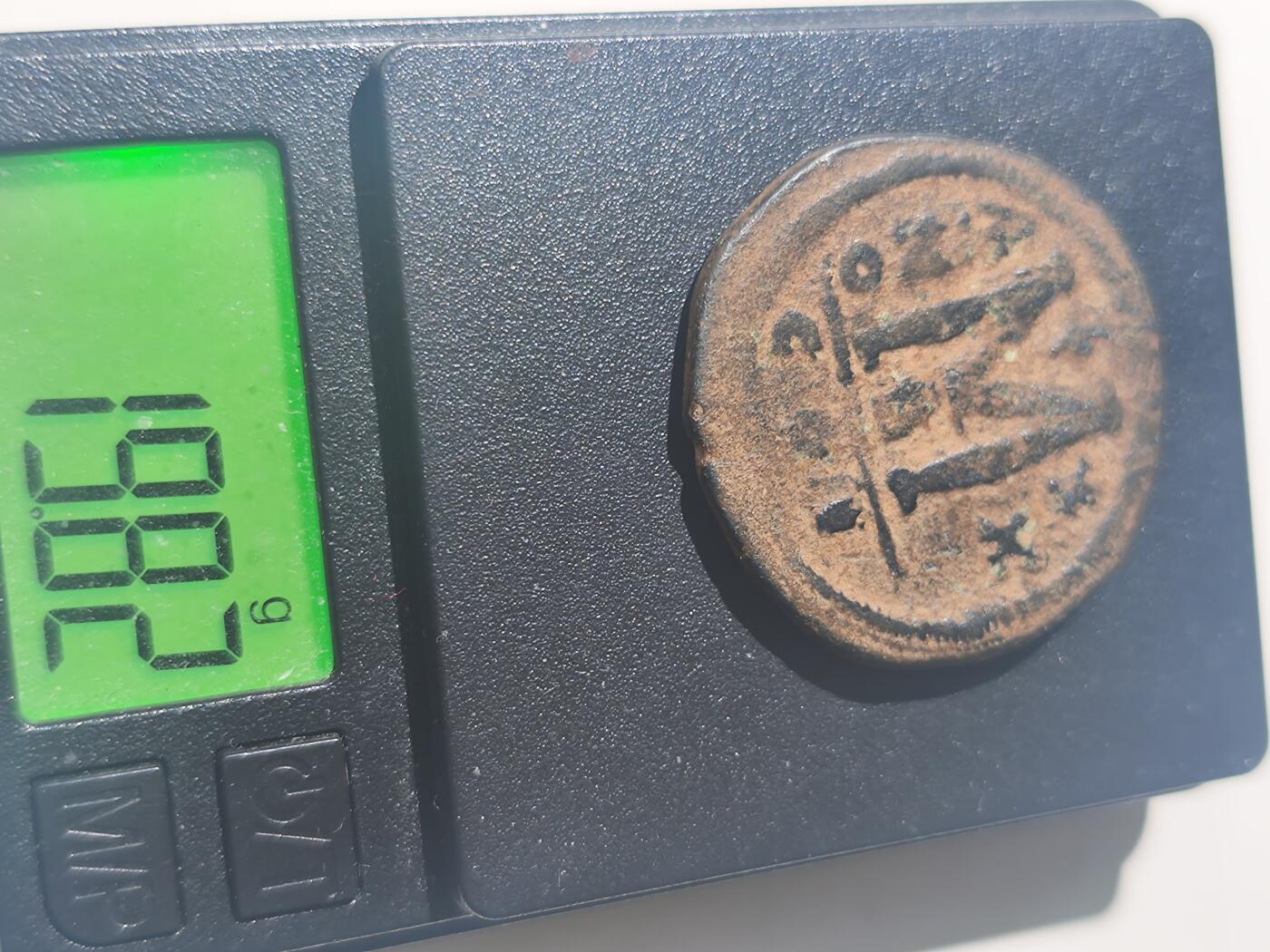 星盘世界钱币拍卖低佣金福利场(不直播) 美品！拜占庭帝国19.84g超级大而且圆这么好很难得很难得 查士丁尼大帝富力大铜币 君士坦丁堡造币厂 正面持宝球十字戎装的查士丁尼