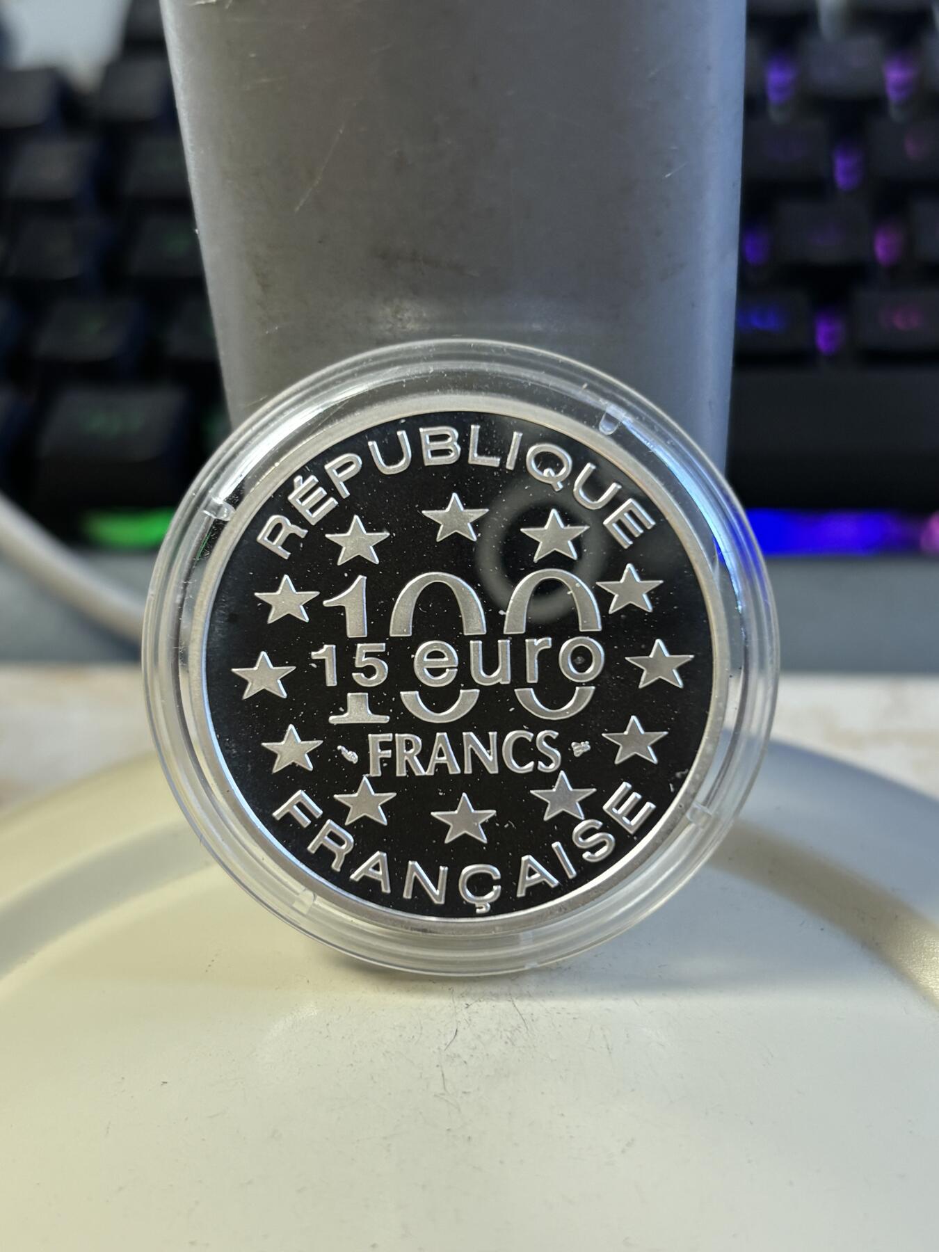 第197期拍卖 法国1996年100法郎/15欧元双面值精制银币 阿姆斯特丹运河(荷兰) 22.2克900银 发行量：2万 盒证全