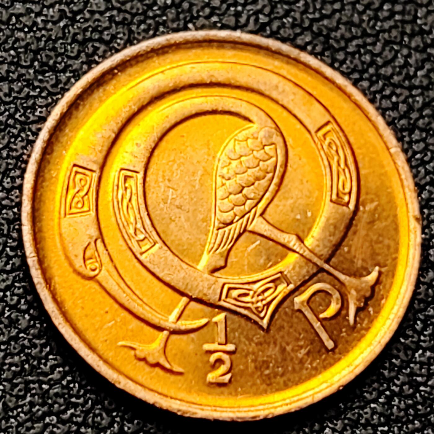 泉币菌-第226场-拍品多 请提前出价 原铜光极美 鸟 爱尔兰 1982年 1/2便士青铜硬币 竖琴 袖珍币