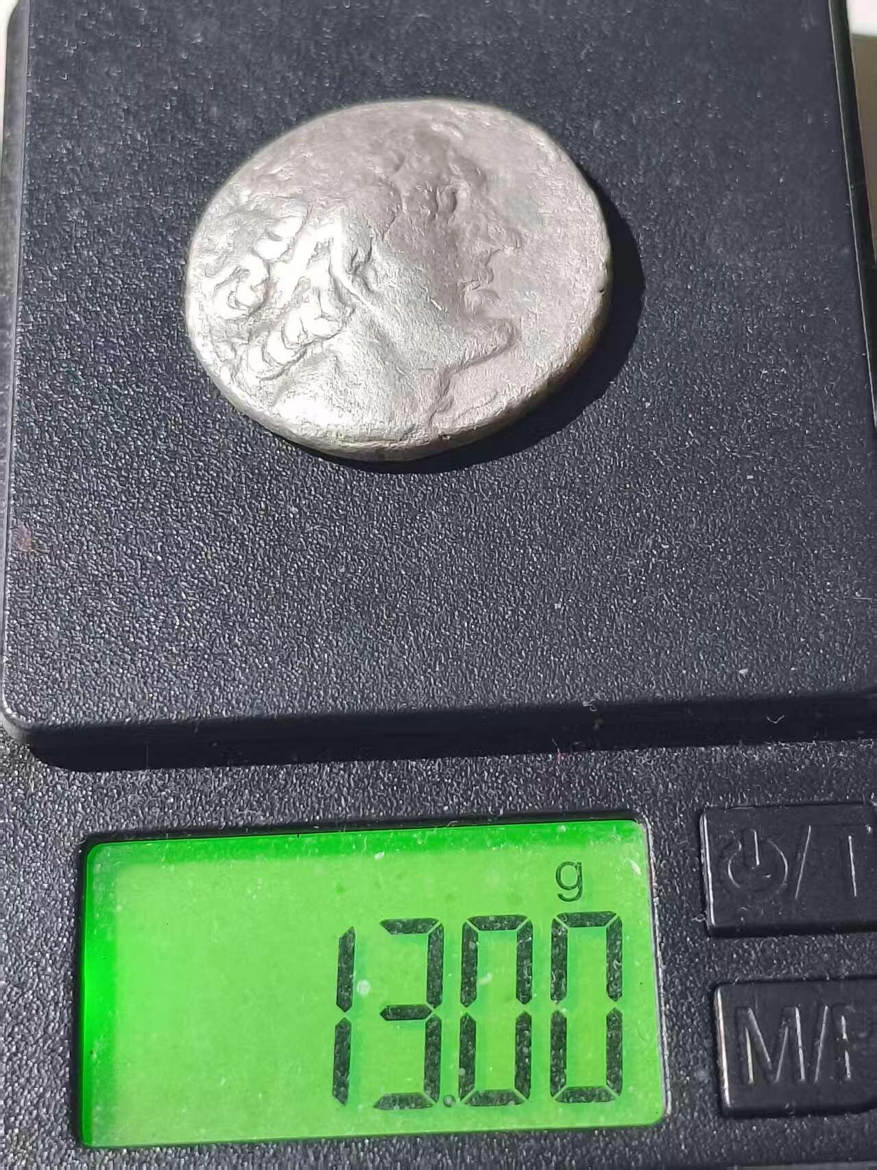 星盘世界钱币拍卖低佣金福利场(不直播) 古埃及-希腊化托勒密王国 托勒密二世4德拉克马大银币 约前275-266年 背面埃及式站鹰 一直在猛涨的币种 古埃及最后一个王朝