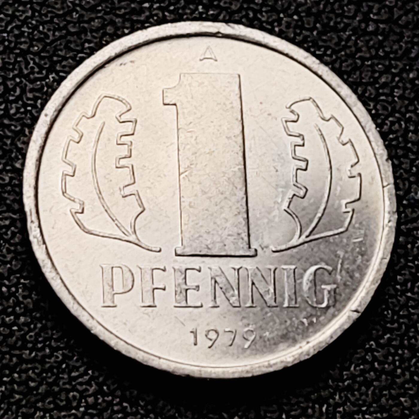 泉币菌-第226场-拍品多 请提前出价 原光 1979年东德 德意志民主德国1芬尼铝制币 袖珍币