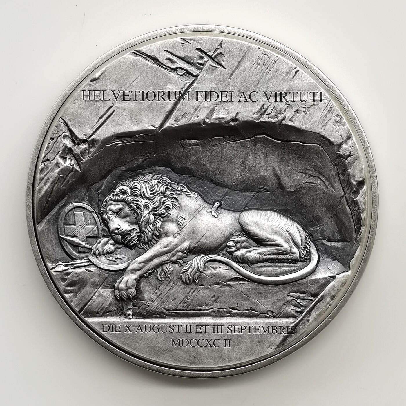 博洋堂世界钱币拍卖第168期（全场包邮） 喀麦隆2023年1000法郎双金属仿古精制银币 瑞士垂死的狮子雕塑 1盎司999银5盎司铜 发行量：3百枚 盒证全