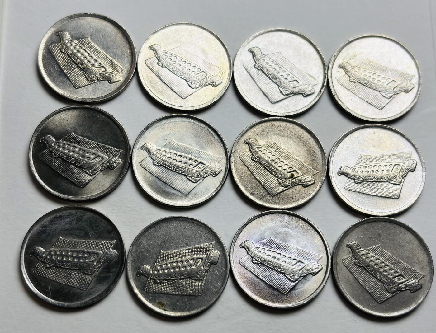 文馨钱币收藏第 300 场，银币，散币，小量德占比利时时期货币，长期接代拍业务 全新马来西亚民俗版 10 仙 12 个年份不重复