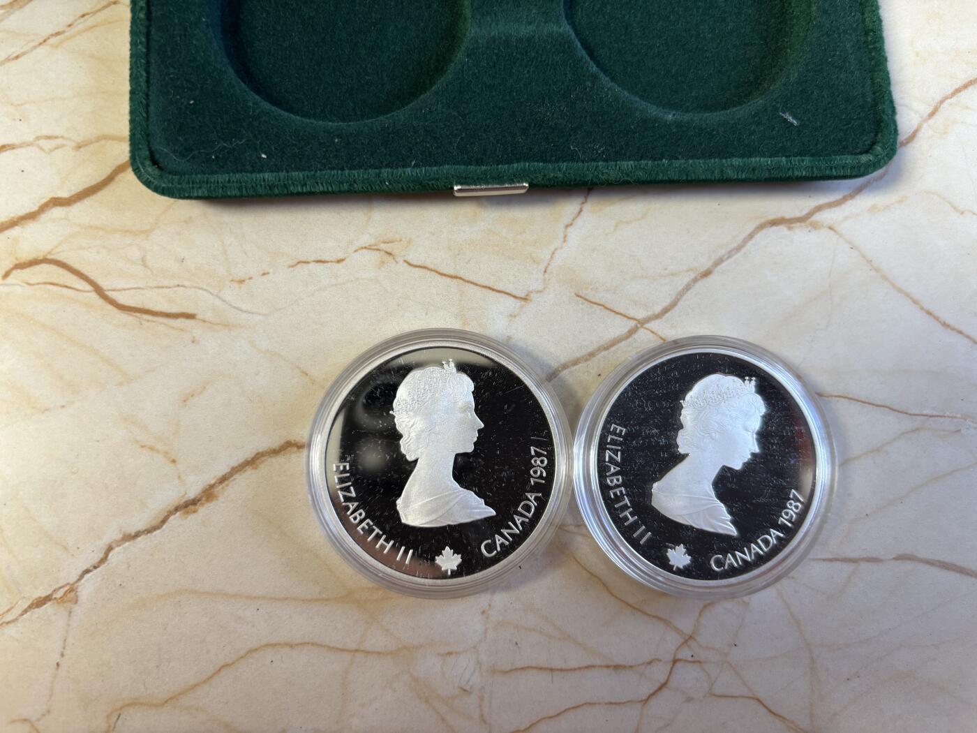 第197期拍卖 加拿大1987年20元2枚精制银币套 卡尔加里冬奥会系列-滑雪和花样滑冰 2X34.107克925银