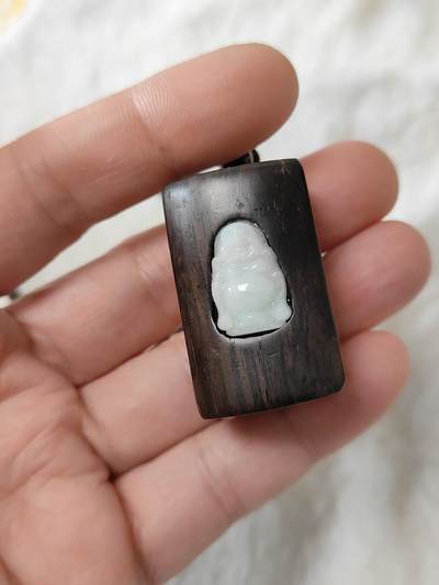 纯手工五面镶嵌黑檀吊坠，正面翡翠弥勒佛，背面“禅”，侧面底部均有纹饰，手工原创仅此一件，按图发货一物一图，手工制作默认微瑕追求完美者谨慎，也可定制图案C028 - 纯手工五面镶嵌黑檀吊坠，正面翡翠弥勒佛，背面“禅”，侧面底部均有纹饰，手工原创仅此一件，按图发货一物一图，手工制作默认微瑕追求完美者谨慎，也可定制图案C028