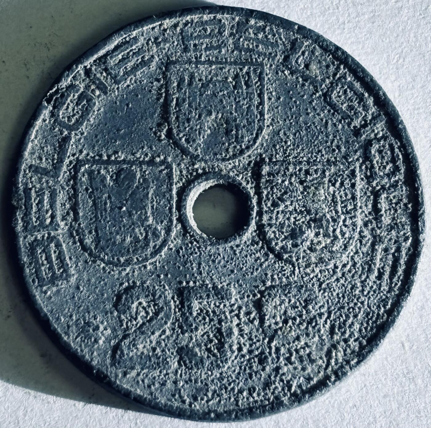 文馨钱币收藏第 300 场，银币，散币，小量德占比利时时期货币，长期接代拍业务 少见好品 1944 年二战时期德占领比利时利奥波德三世时期 25 分锌币，第六版本