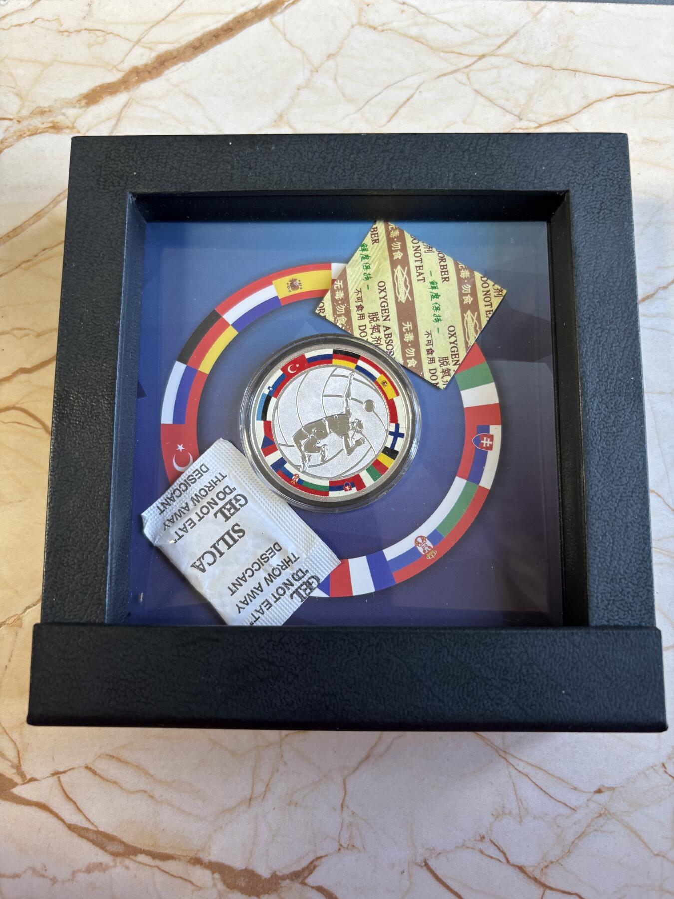 第197期拍卖 纽埃2017年1元彩色精制银币 2017年南京世界排球大奖赛 17.5克999银 发行量：999 盒证全