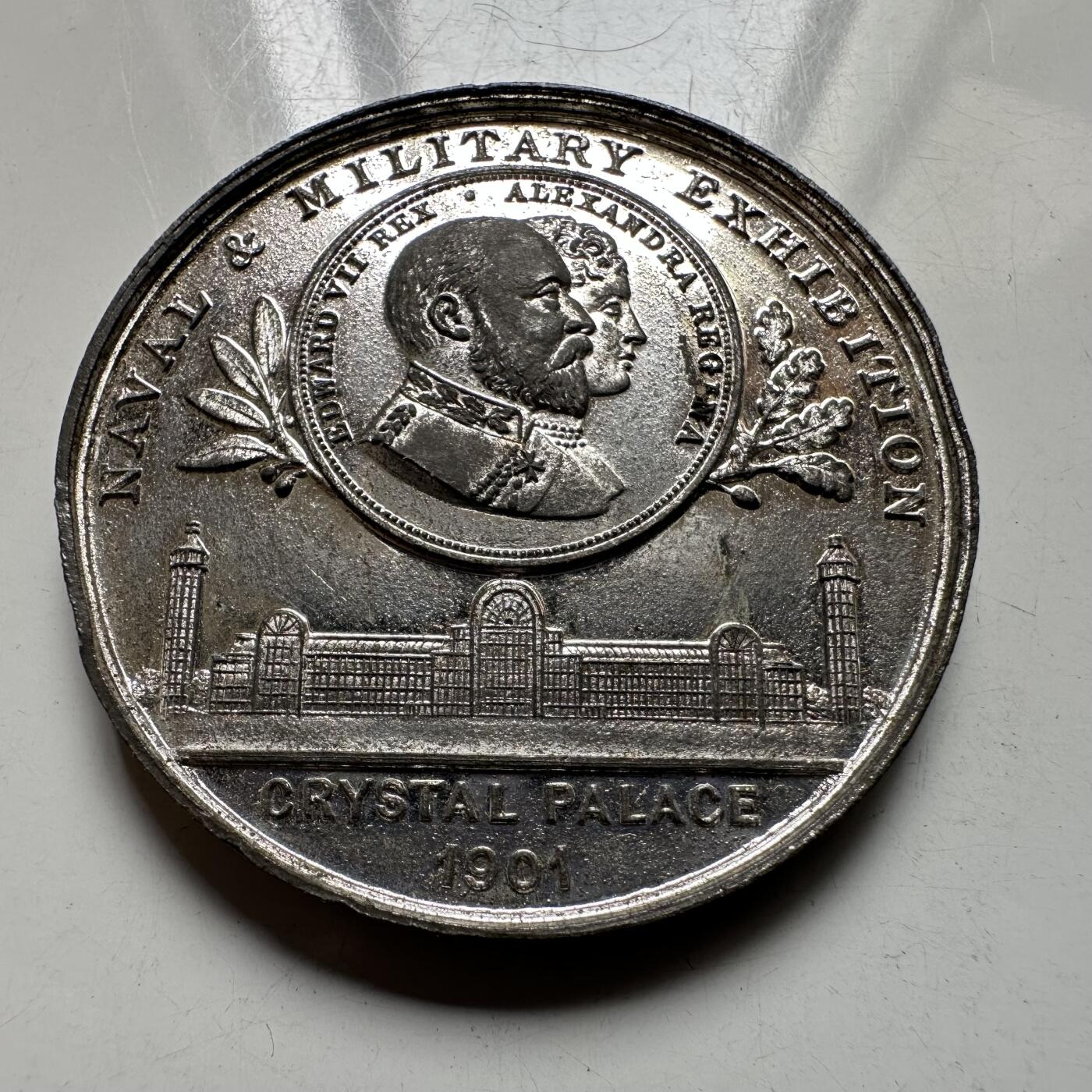 🌹外币初藏🌹🐯2026年第43场   每周二四六晚8️⃣点  世界硬币 英国 1901年 海军与军事展览会纪念章（水晶宫/万国博览会50周年）38毫米