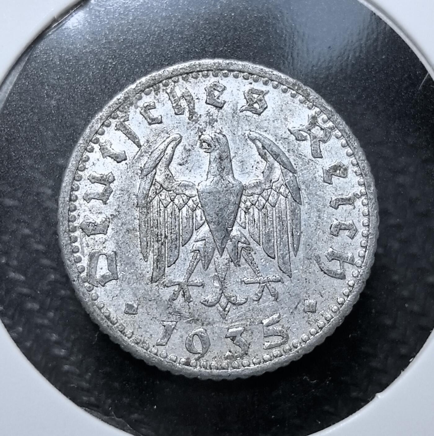 外国优质老铜币纪念币银币专场，周六晚上九点倒数截拍，满百包邮，节前出差在外，5月3日统一发货,可寄存半年，喜欢朋友微信扫描二维码可直接参拍