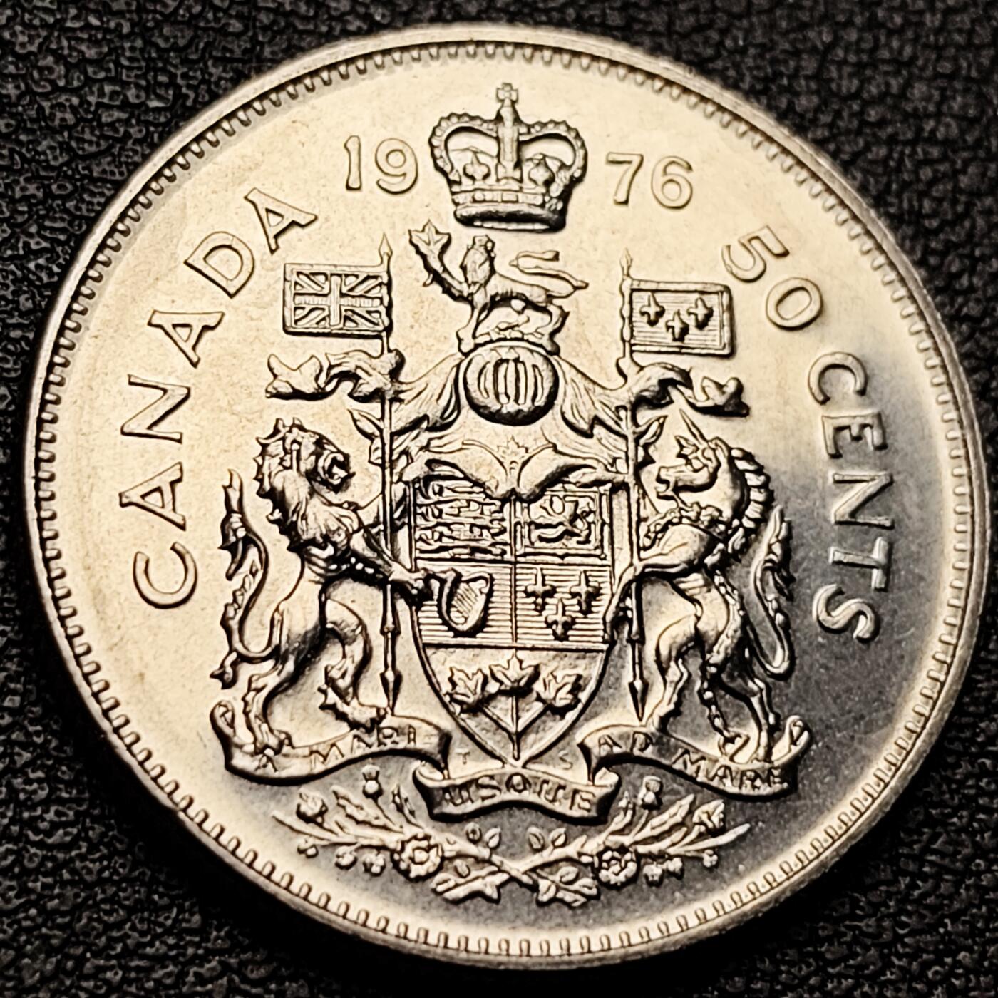 泉币菌-第227场-拍品多 请提前出价 原光极美 1979年 加拿大50分硬币 皇冠盾徽 27mm