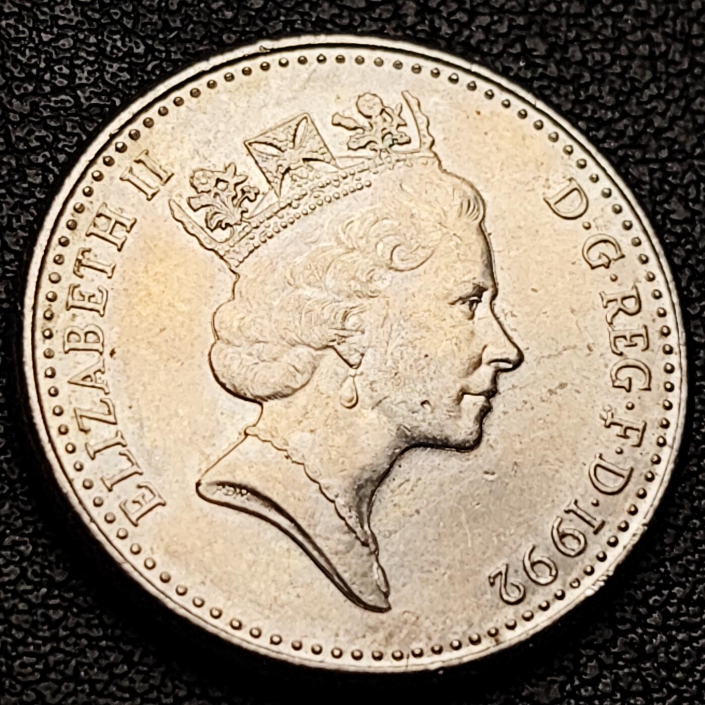 泉币菌-第227场-拍品多 请提前出价 英国1992年 10便士铜镍币 24.5mm 伊丽莎白二世女王 皇冠狮子