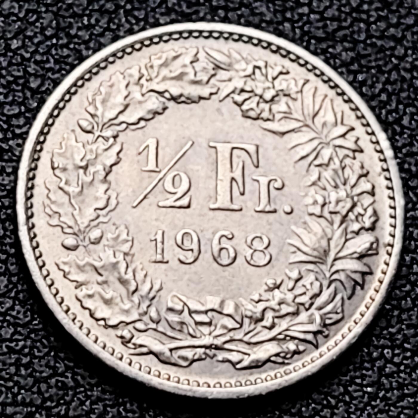 泉币菌-第226场-拍品多 请提前出价 高币值 1968年 瑞士1/2法郎硬币 站人