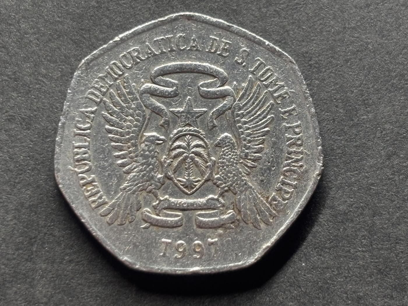 邮泉阁外国硬币限时拍卖第四十六场 （硬币在国外，请付邮费6元） 圣多美和普林西比