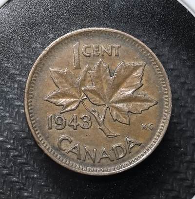 外国优质老铜币纪念币银币专场，周六晚上九点倒数截拍，满百包邮，周日发货,可寄存半年，喜欢朋友微信扫描二维码可直接参拍 - 加拿大1943年1分铜币，正面为英王乔治六世侧面像，背面是加拿大标志性双枫叶，是二战时期加拿大的流通辅币，见证英联邦殖民史与战时货币体系。