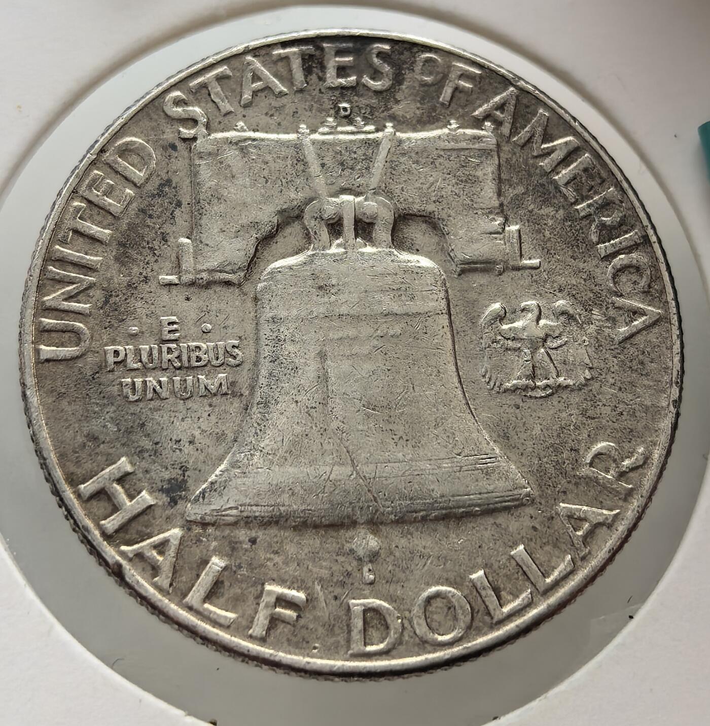 外国优质老铜币纪念币银币专场，周六晚上九点倒数截拍，满百包邮，周日发货,可寄存半年，喜欢朋友微信扫描二维码可直接参拍