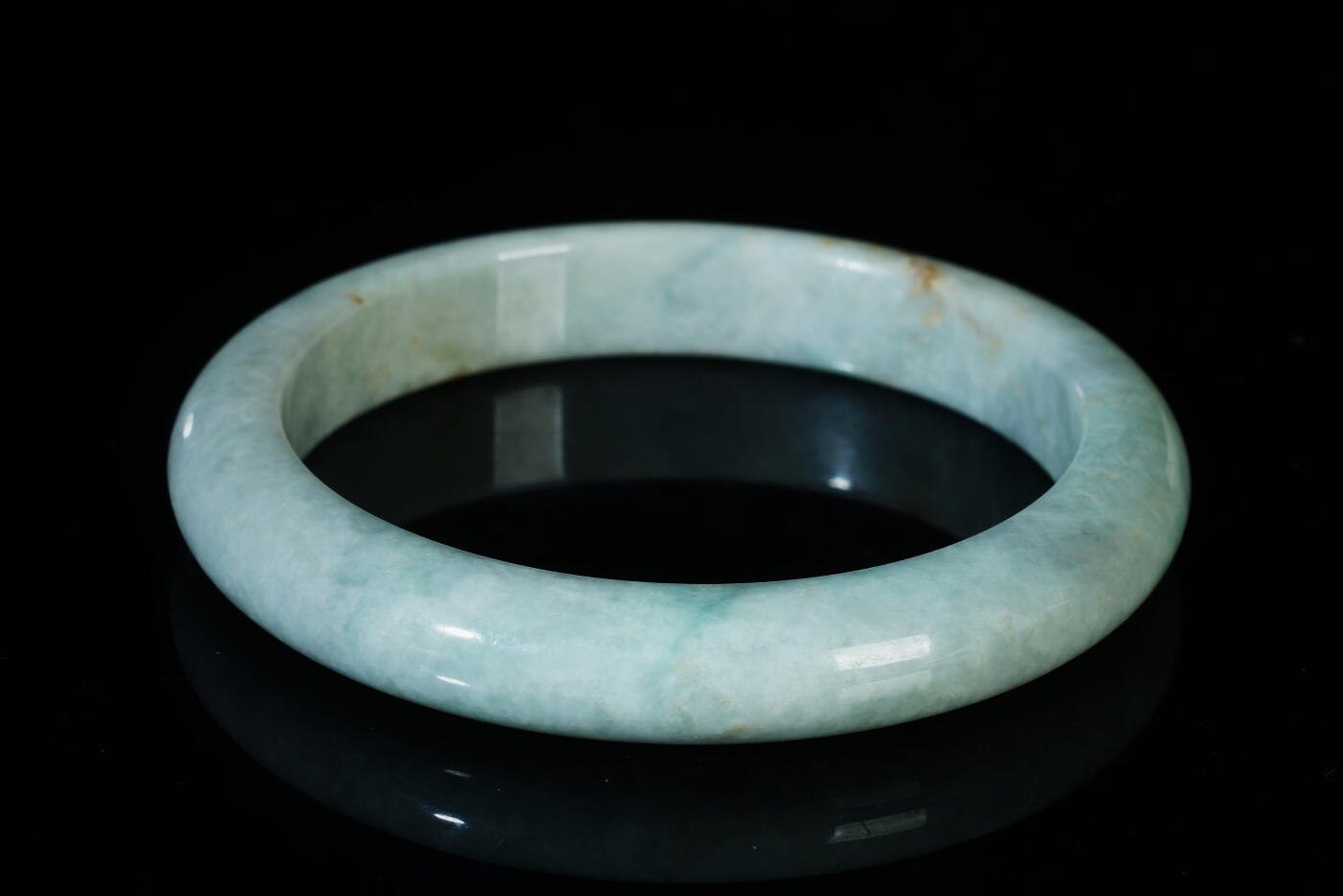 上海都达杂项专场八十一【全场包邮】  天然冰绿种翡翠（A货）手镯 附鉴定证书97-6