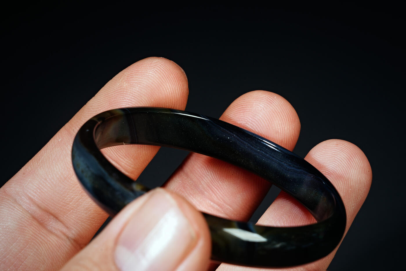 上海都达杂项专场八十一【全场包邮】  天然黑玛瑙手镯 附鉴定证书97-16