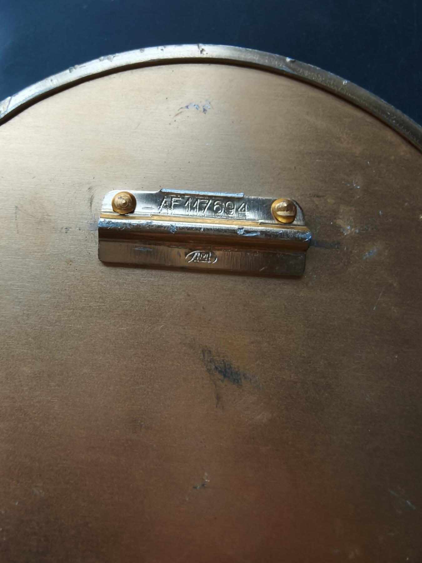 老王徽章第192期 苏联列宁大尺寸纪念章      背后支架损坏      直径95mm     重量246.1g