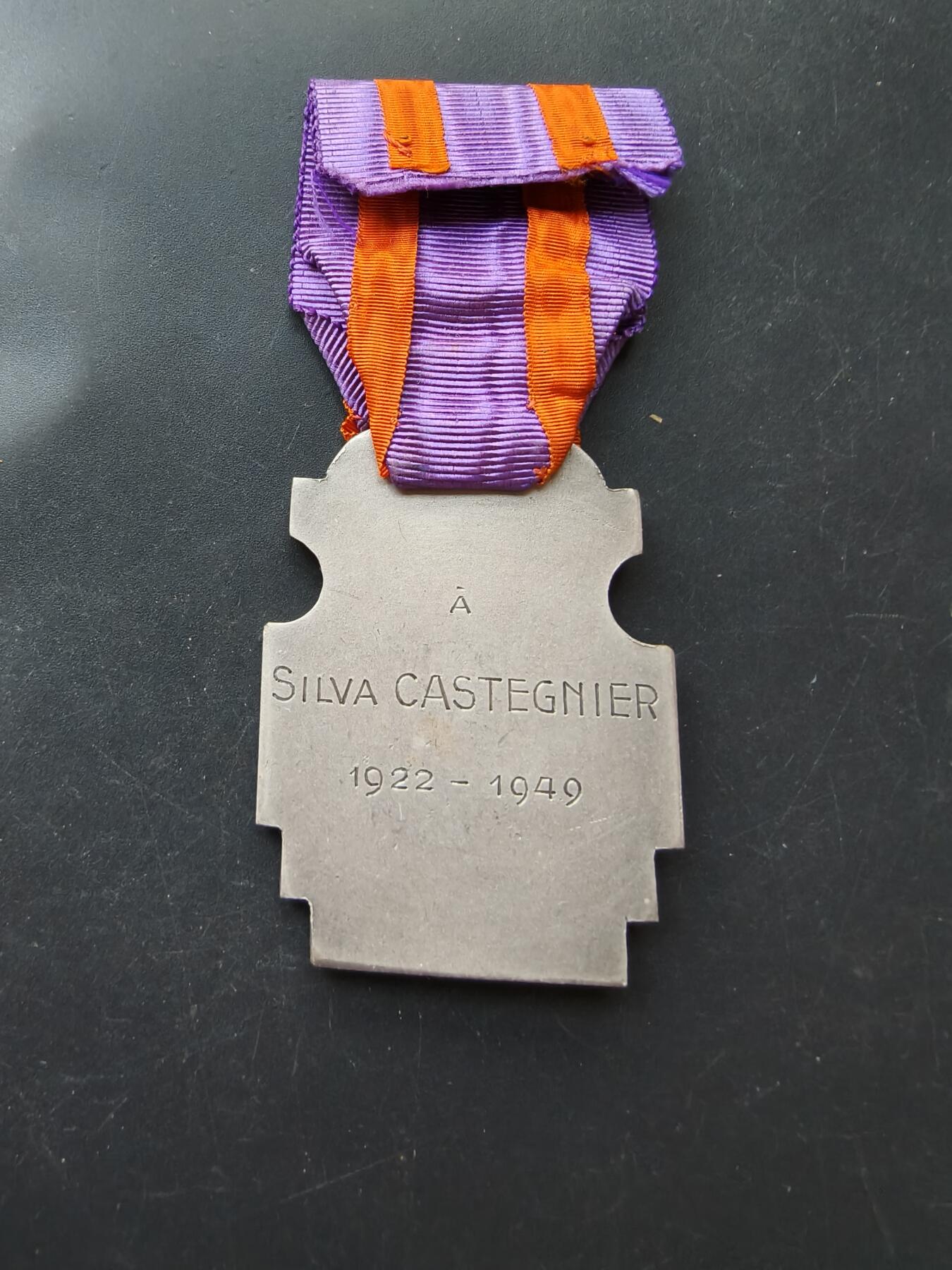 老王徽章第192期 比利时教育委员会纪念章   