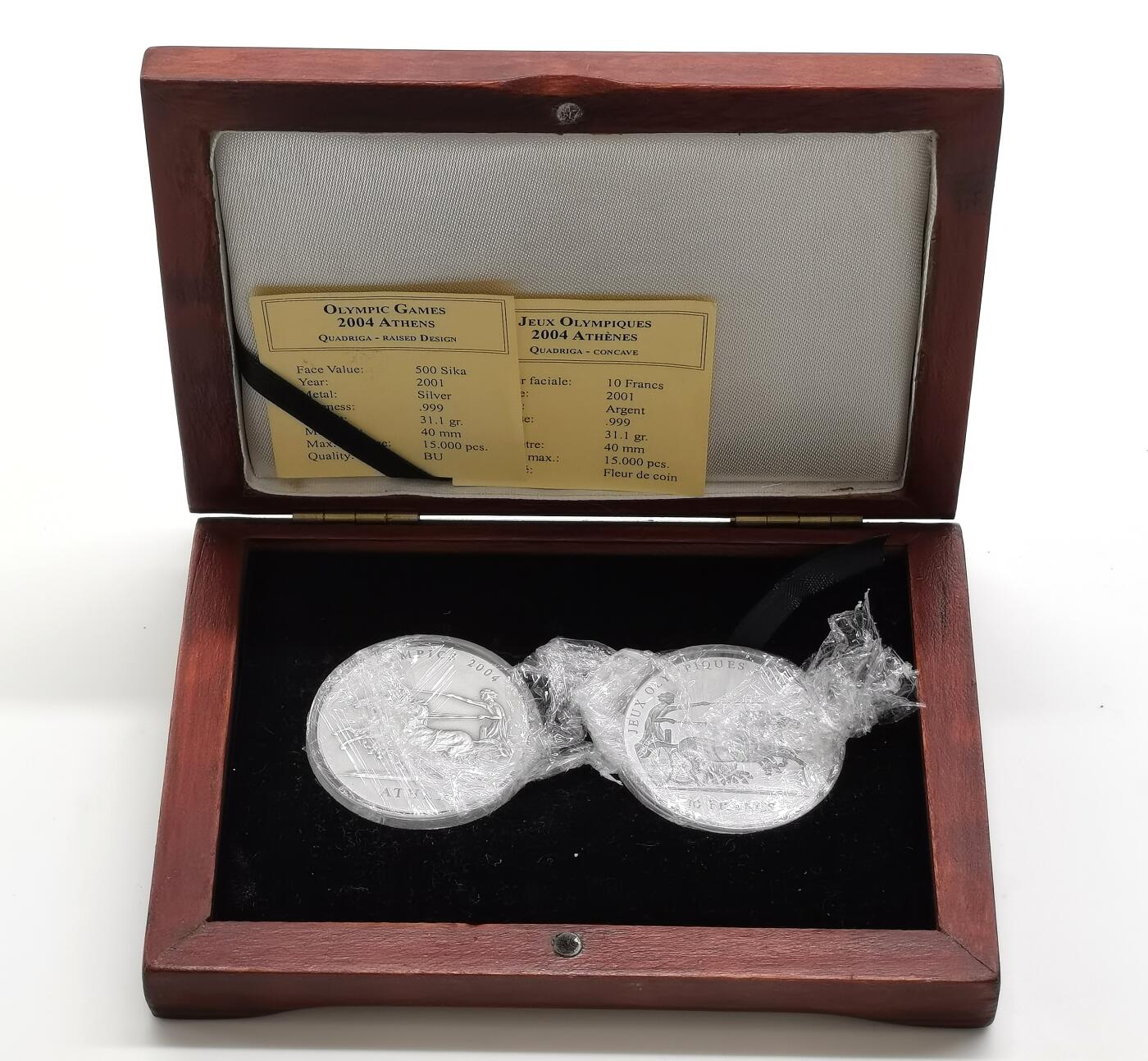 博洋堂世界钱币拍卖第168期（全场包邮） 刚果和加纳联合发行2001年10法郎和500塞地凹凸普制银币套 2004雅典奥运会系列-四马二轮战车 2X1盎司999银 盒证全
