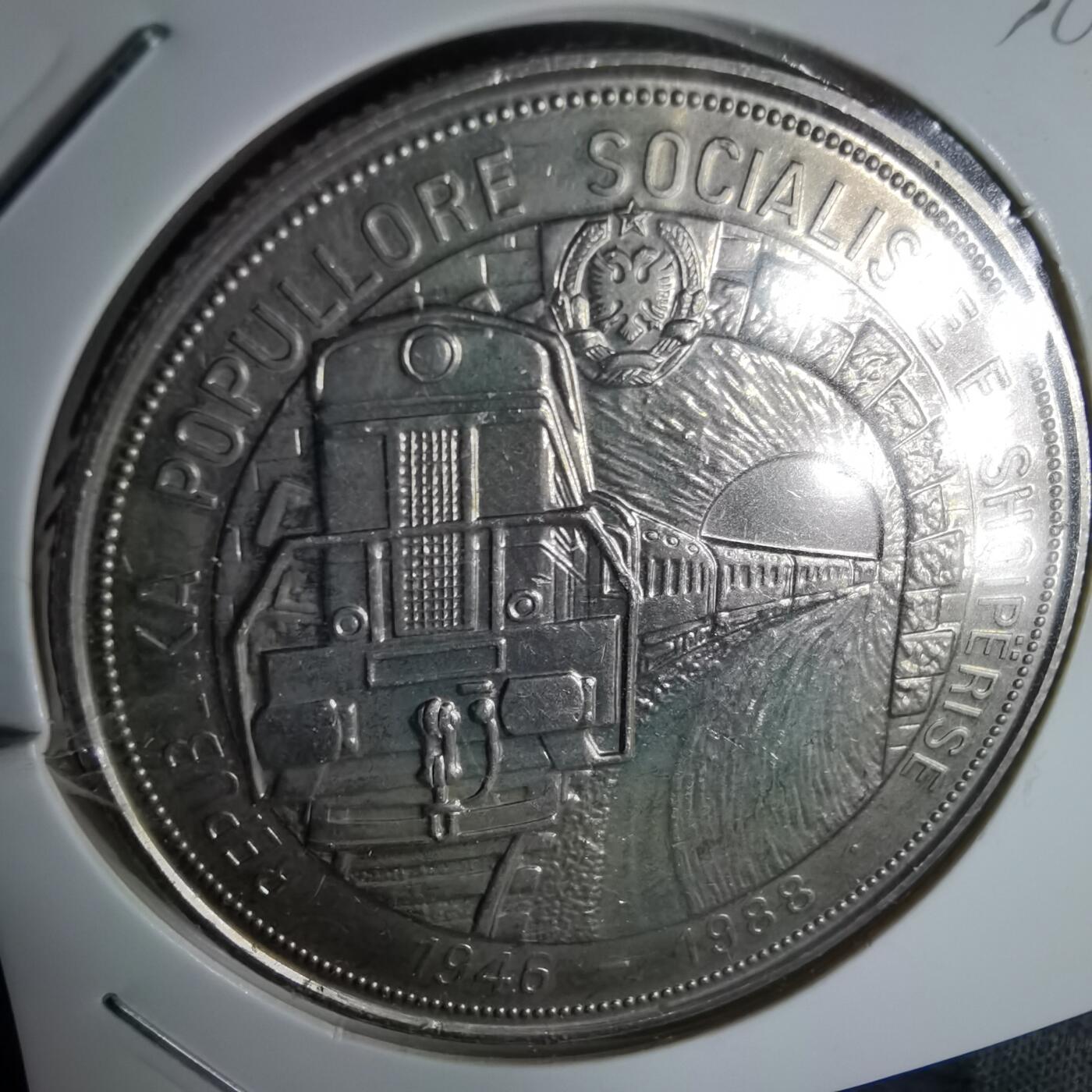 沼泽如烟--第1058场 阿尔巴尼亚1988年5列克纪念币