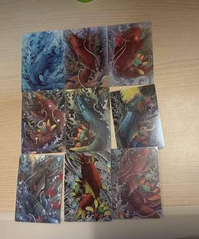 龙虎卡牌-八三场（满200元包邮，无佣金，每周六结拍，欢迎送拍） - 镜面普卡9张全 香山文创 - 遇见锦鲤 一套