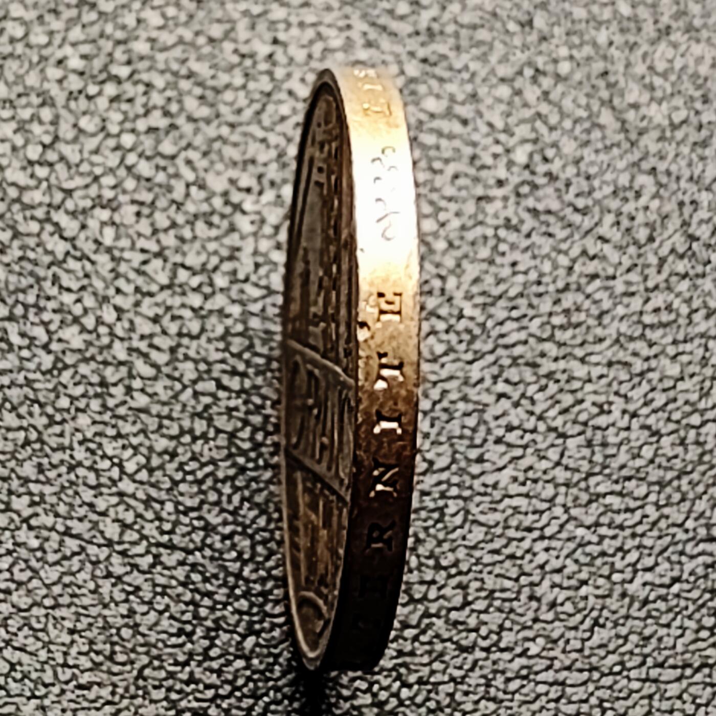 泉币菌-第226场-拍品多 请提前出价 铜光美品 厚重币 法国1979年10法郎 工业成就 镍黄铜币  26mm 