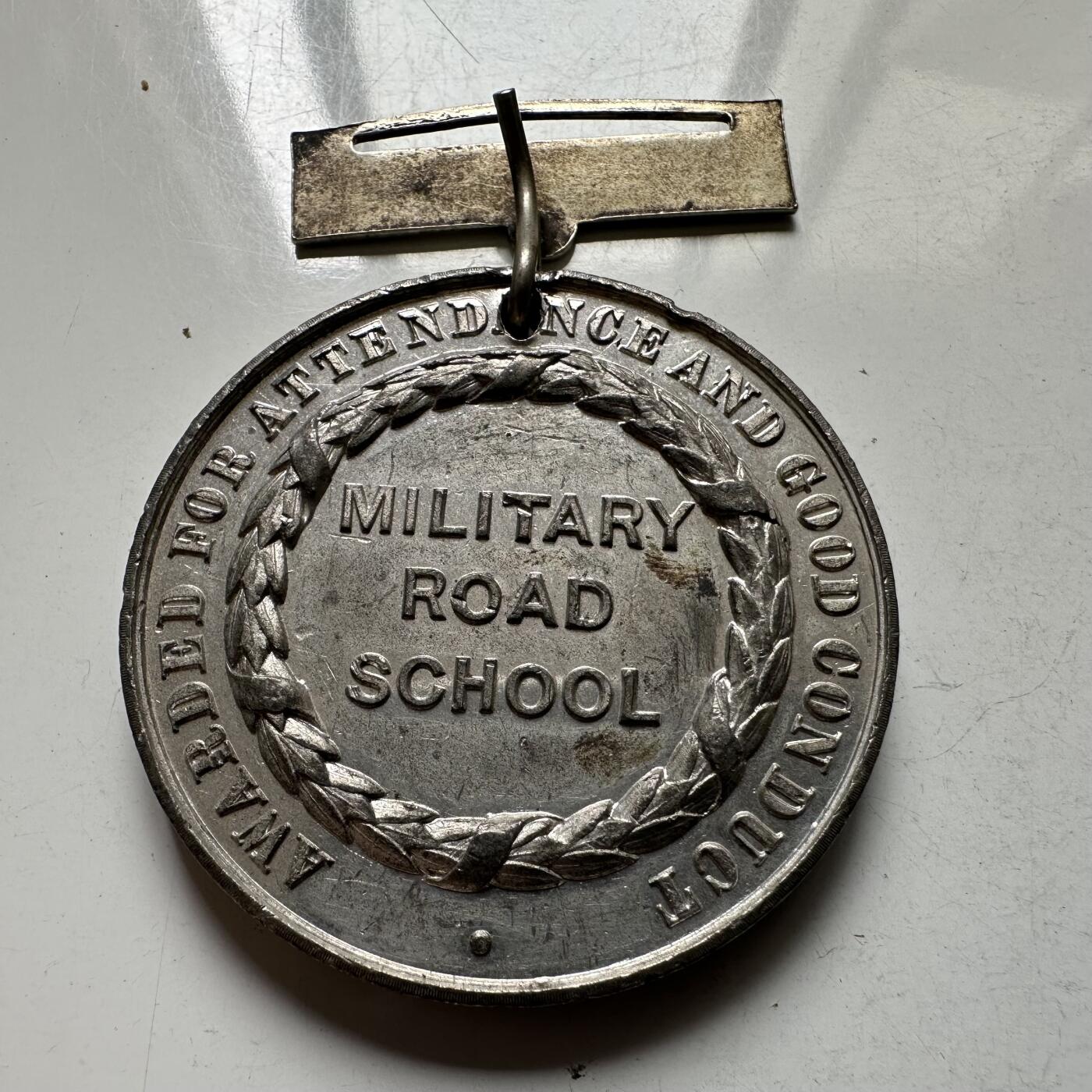 🌹外币初藏🌹🐯2026年第43场   每周二四六晚8️⃣点  世界硬币 英国 北安普顿教育委员会 奖章 44.3毫米