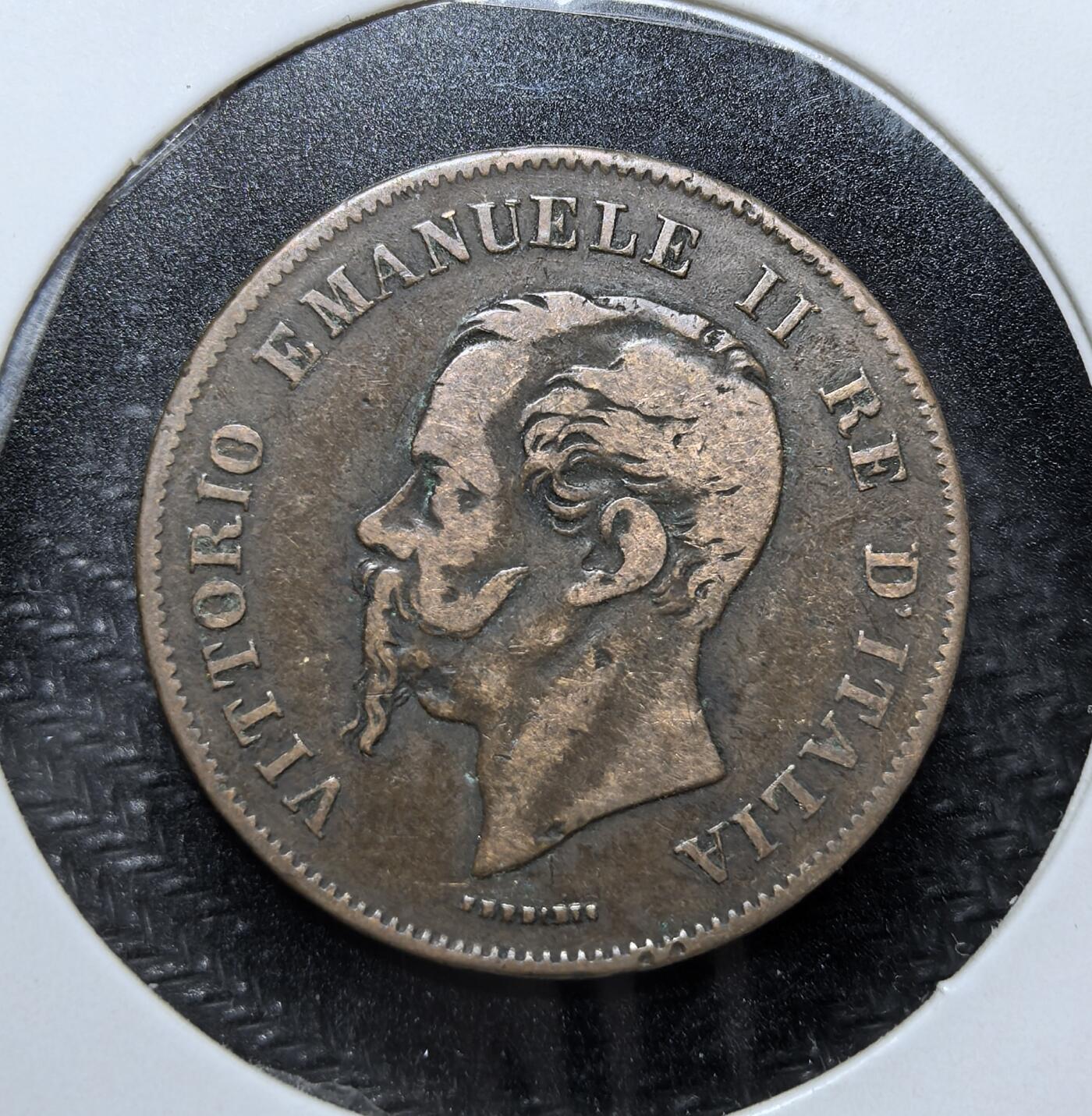 外国优质老铜币纪念币银币专场，周六晚上九点倒数截拍，满百包邮，周日发货,可寄存半年，喜欢朋友微信扫描二维码可直接参拍