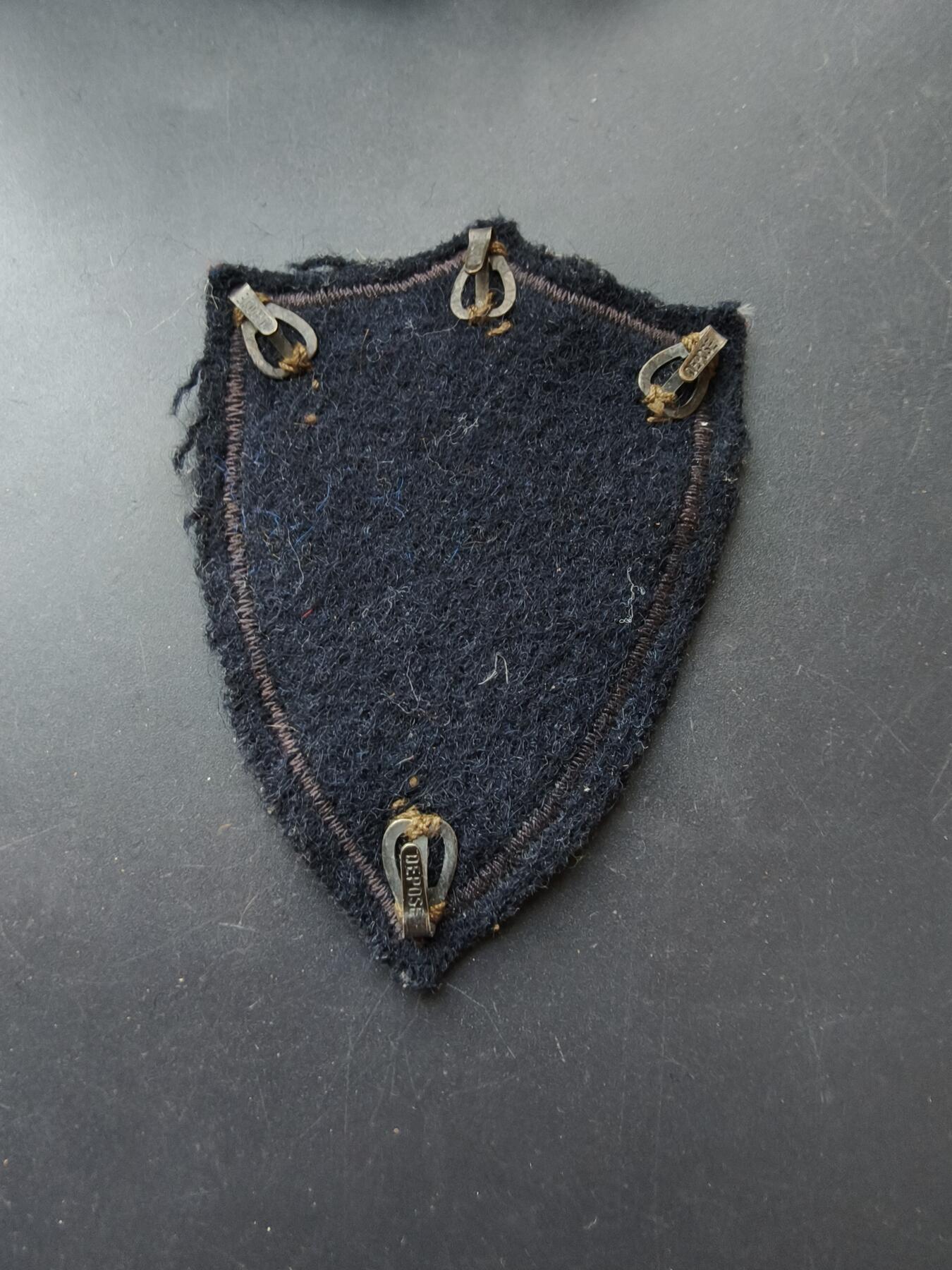 老王徽章第192期 法国陆军第2军臂章