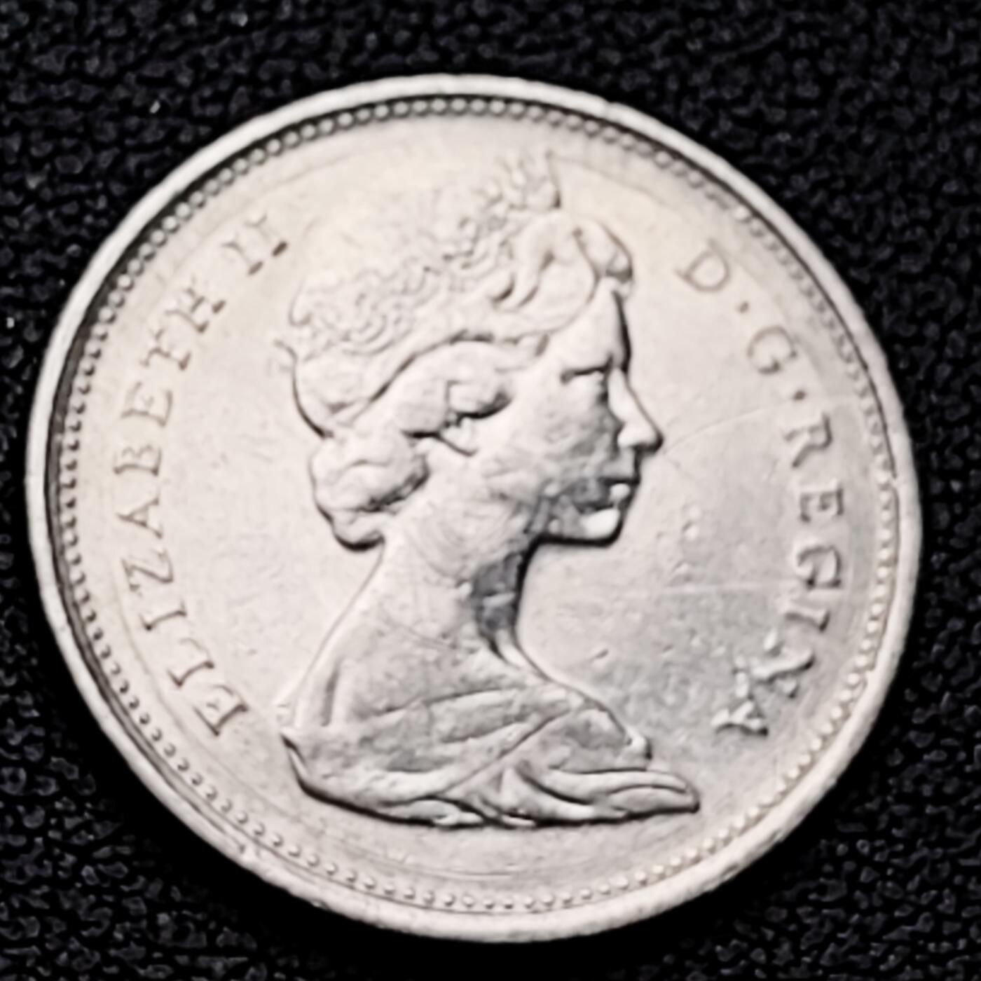 泉币菌-第226场-拍品多 请提前出价 高币值 加拿大1972年1/4加拿大元 伊丽莎白二世 驯鹿 24mm 