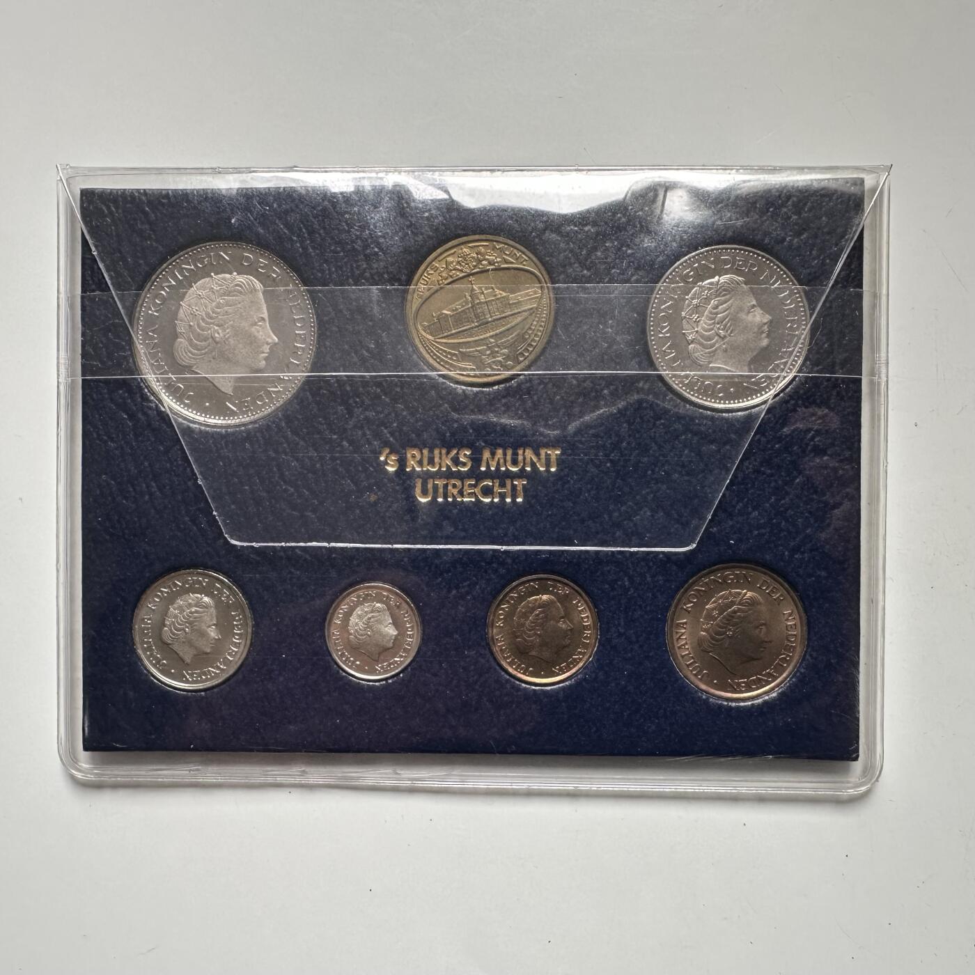 🌹外币初藏🌹🐯2026年第43场   每周二四六晚8️⃣点  世界硬币 荷兰1980年朱莉安娜最后一版套币 原厂包装 退位版套币