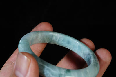 上海都达杂项专场103【全场包邮】  天然 翡翠（A货）手镯 附鉴定证书97-14