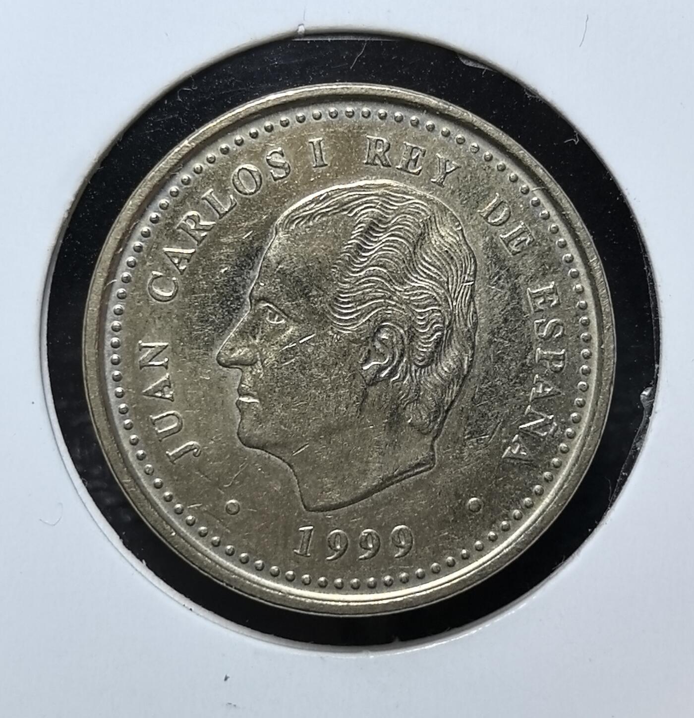 外国优质老铜币纪念币银币专场，周六晚上九点倒数截拍，满百包邮，周日发货,可寄存半年，喜欢朋友微信扫描二维码可直接参拍