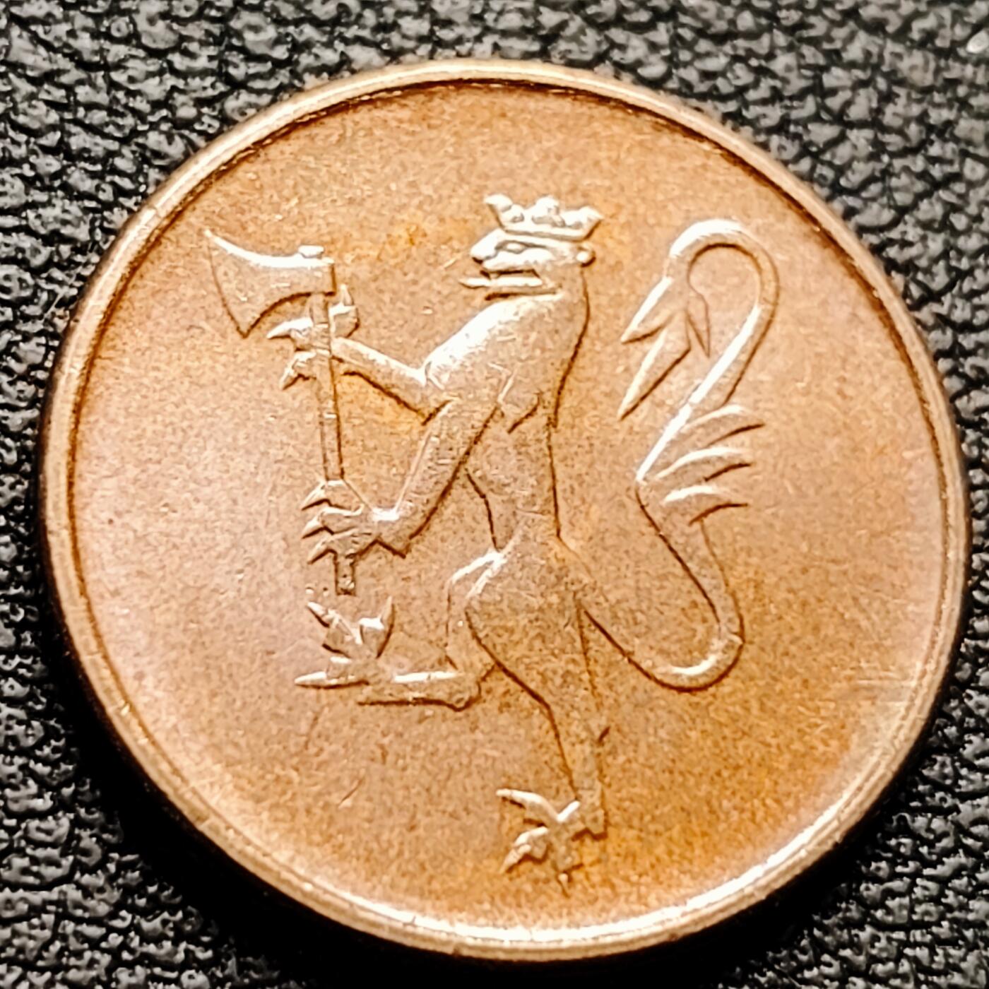 泉币菌-第227场-拍品多 请提前出价 原光 挪威5欧尔铝青铜币 1981年 立狮斧子19毫米3克