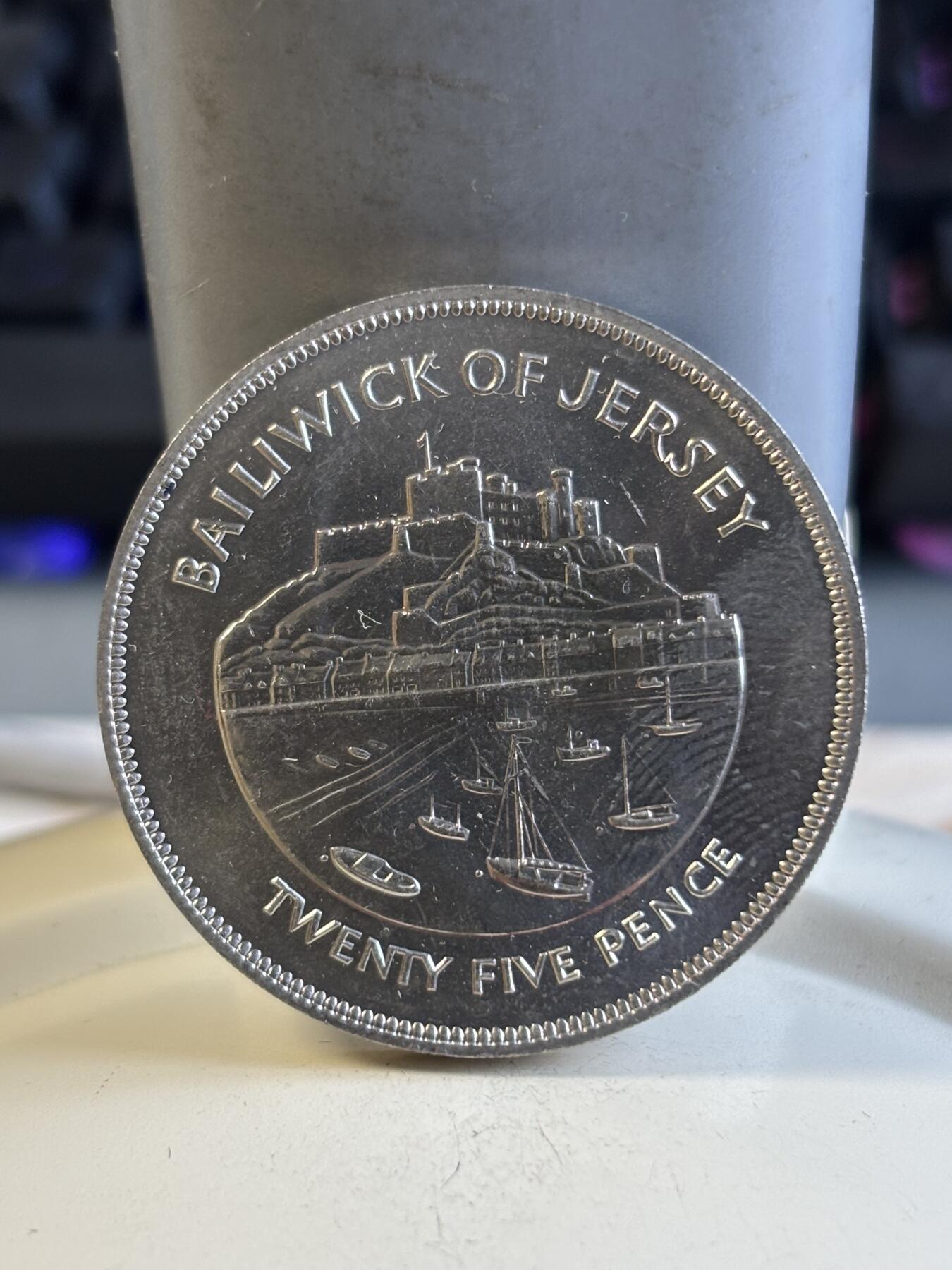 第197期拍卖 泽西1977年伊丽莎白女王登基25周年纪念币