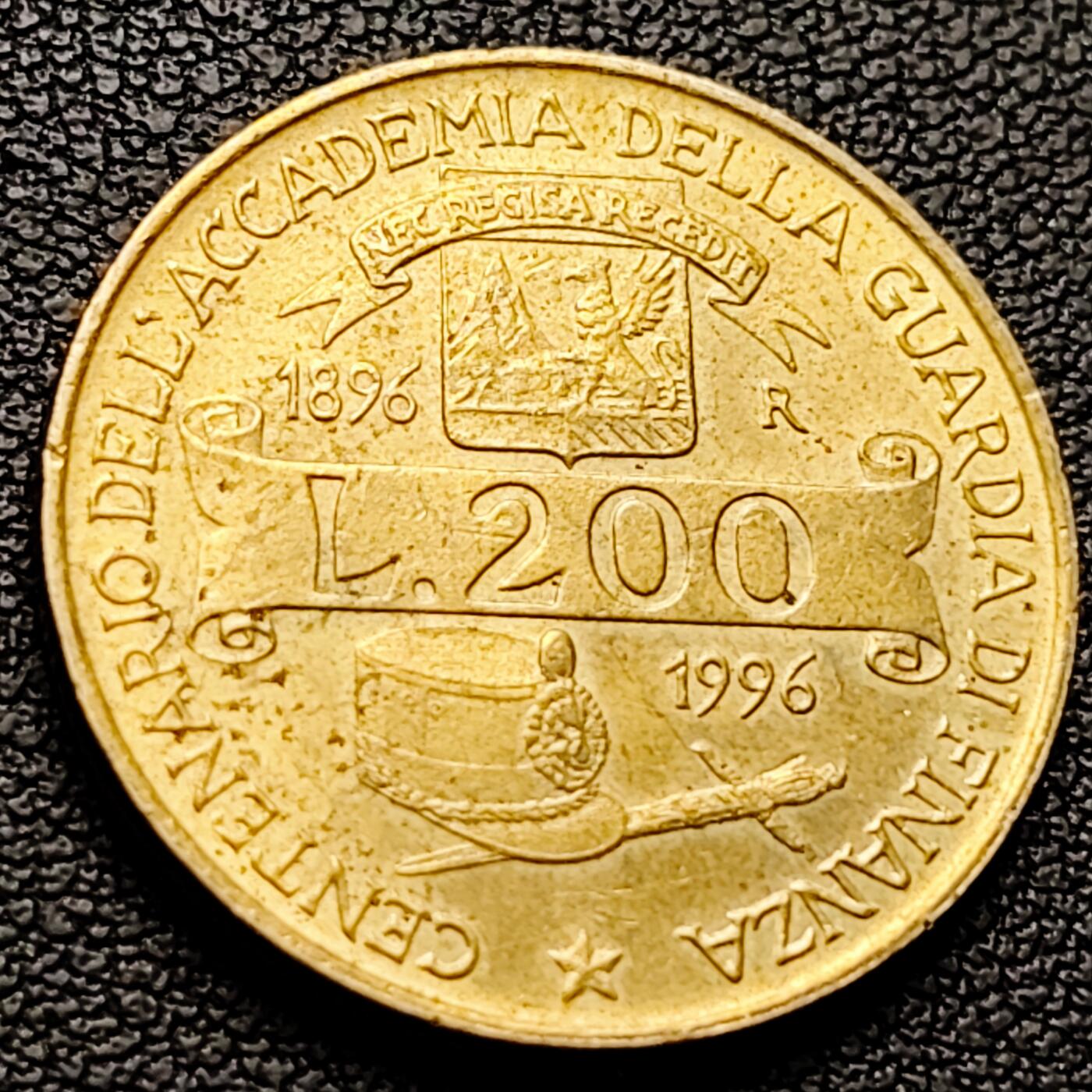 泉币菌-第227场-拍品多 请提前出价 金融学院100.年 意大利200里拉纪念币 1996年 24.0毫米 5.0克