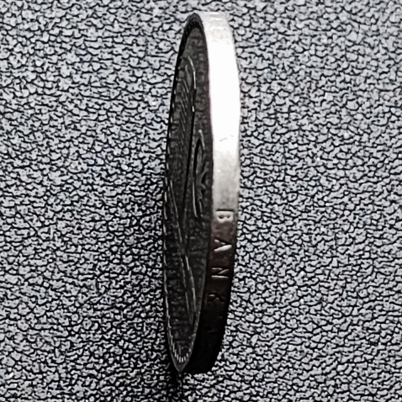 泉币菌-第226场-拍品多 请提前出价 大镍币 马来西亚1984年50仙 大厦版 铜镍币 27.8mm