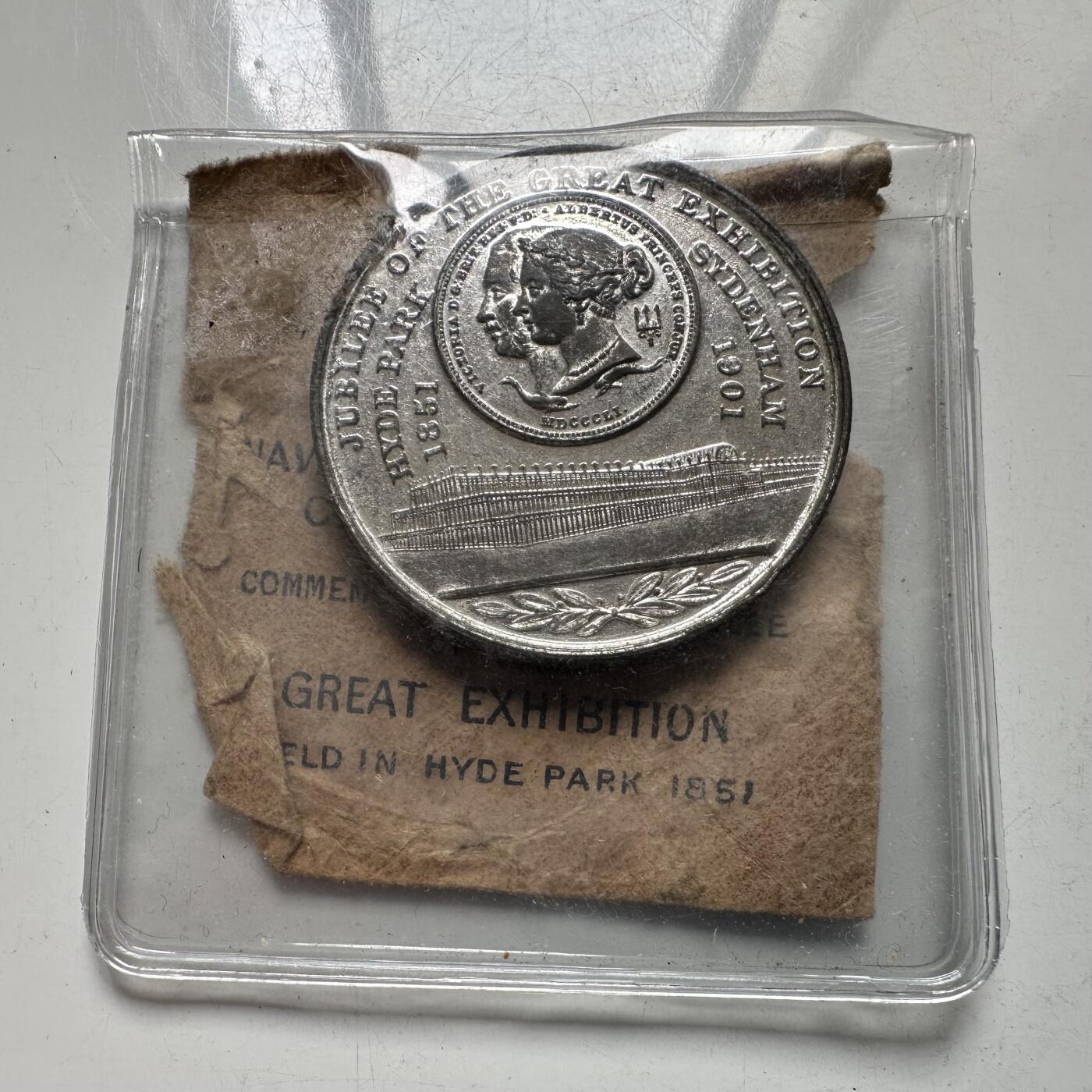 🌹外币初藏🌹🐯2026年第43场   每周二四六晚8️⃣点  世界硬币 英国 1901年 海军与军事展览会纪念章（水晶宫/万国博览会50周年）38毫米