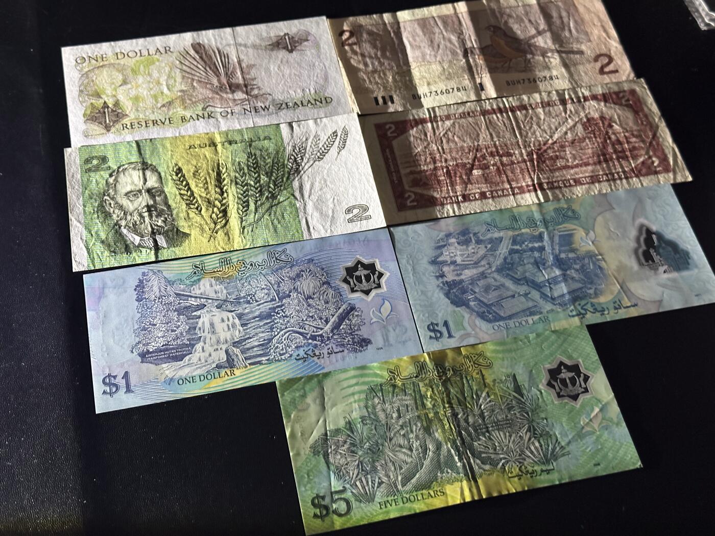 《外钞收藏家》第六百二十七期（精选场）（长期征集拍品、欢迎藏友们联系合作）