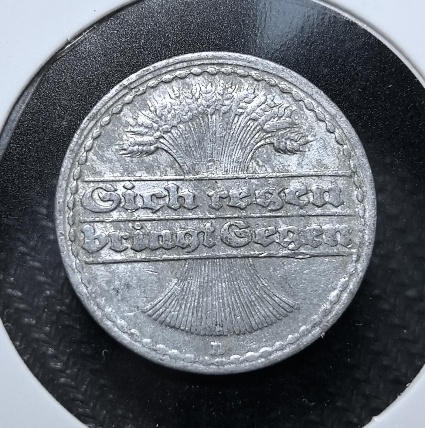 外国优质老铜币纪念币银币专场，周六晚上九点倒数截拍，满百包邮，节前出差在外，5月3日统一发货,可寄存半年，喜欢朋友微信扫描二维码可直接参拍