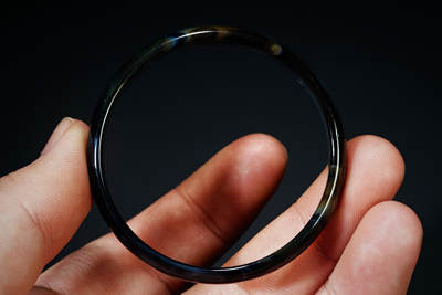 上海都达杂项专场103【全场包邮】  天然黑玛瑙手镯 附鉴定证书97-16