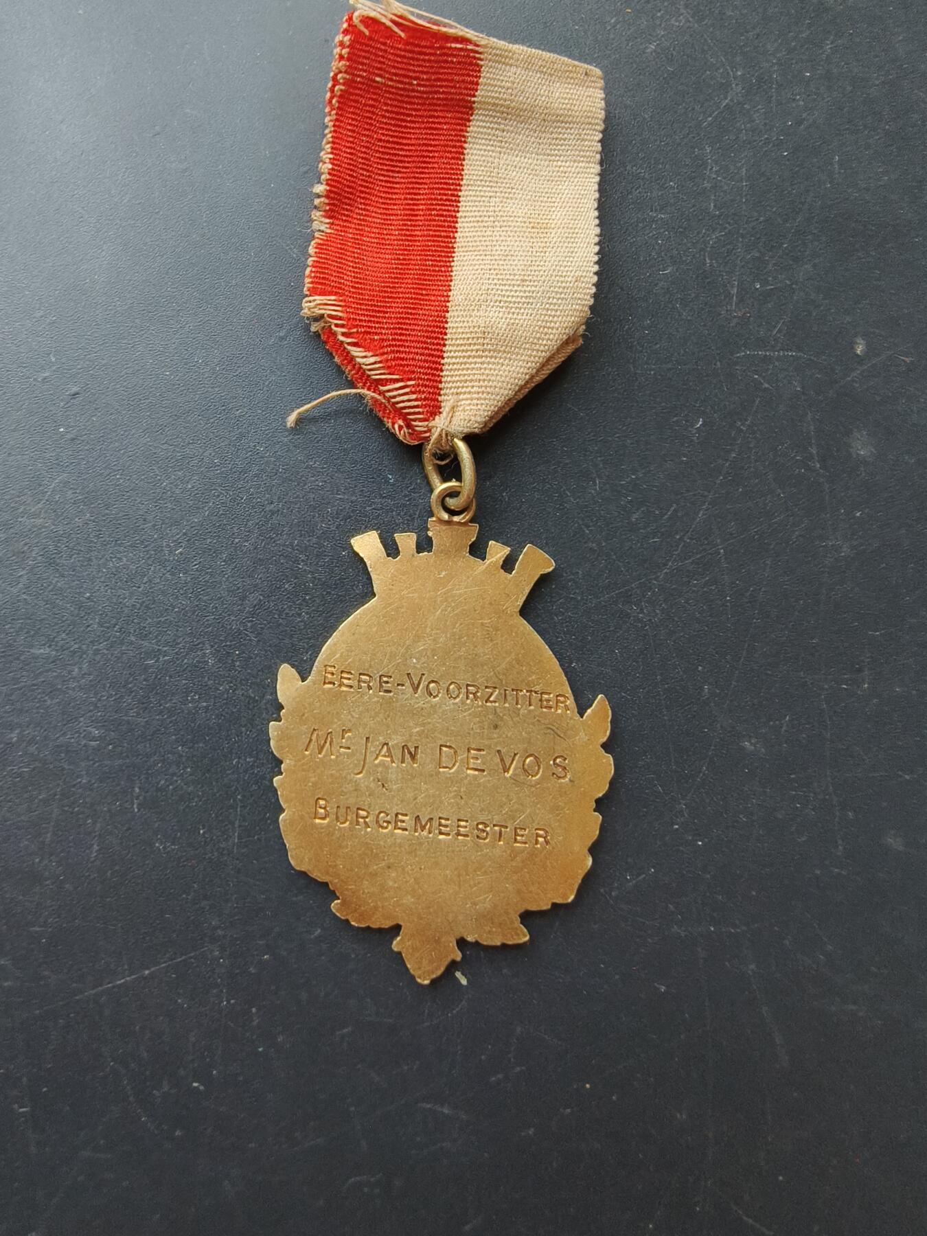 老王徽章第192期 比利时安特卫普警察兄弟会纪念章