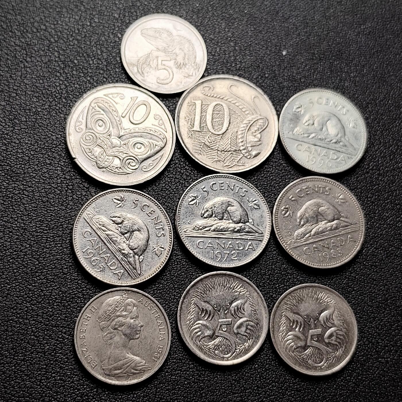 泉币菌-第226场-拍品多 请提前出价 10枚一组 英女王白铜币 混合年份