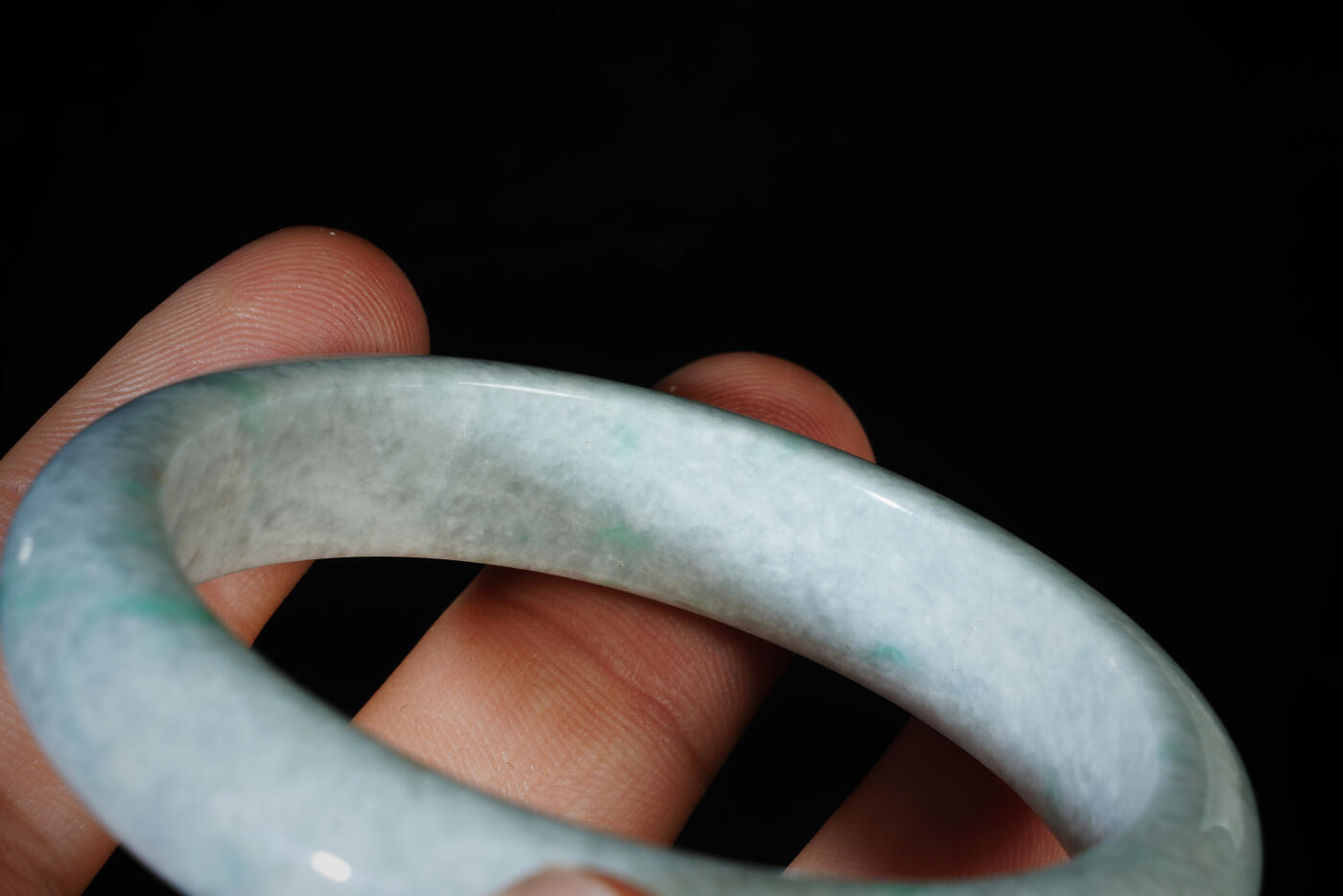 上海都达杂项专场八十一【全场包邮】  天然冰糯种翡翠（A货）手镯 附鉴定证书97-5