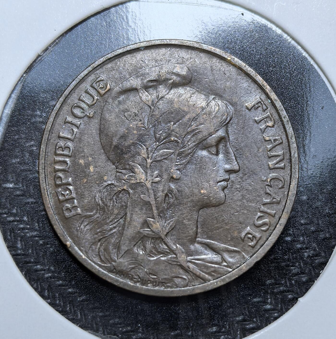 外国优质老铜币纪念币银币专场，周六晚上九点倒数截拍，满百包邮，节前出差在外，5月3日统一发货,可寄存半年，喜欢朋友微信扫描二维码可直接参拍