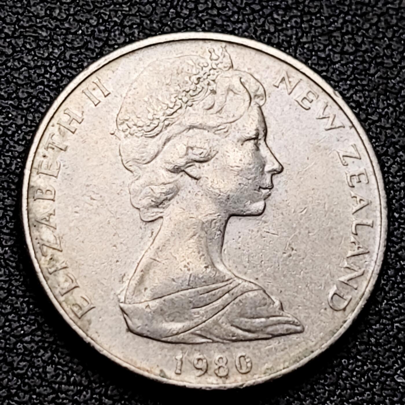 泉币菌-第226场-拍品多 请提前出价 英属新西兰 10分硬币 毛利人面具 伊丽莎白二世 女王24mm