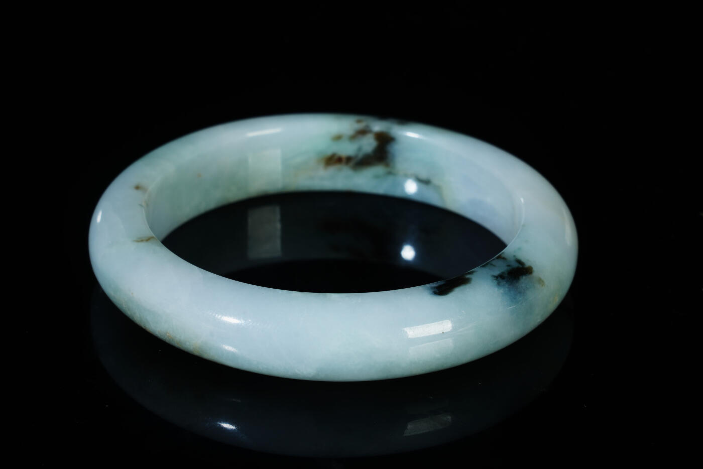 上海都达杂项专场八十一【全场包邮】  天然冰种带绿翡翠（A货）手镯 附鉴定证书97-9